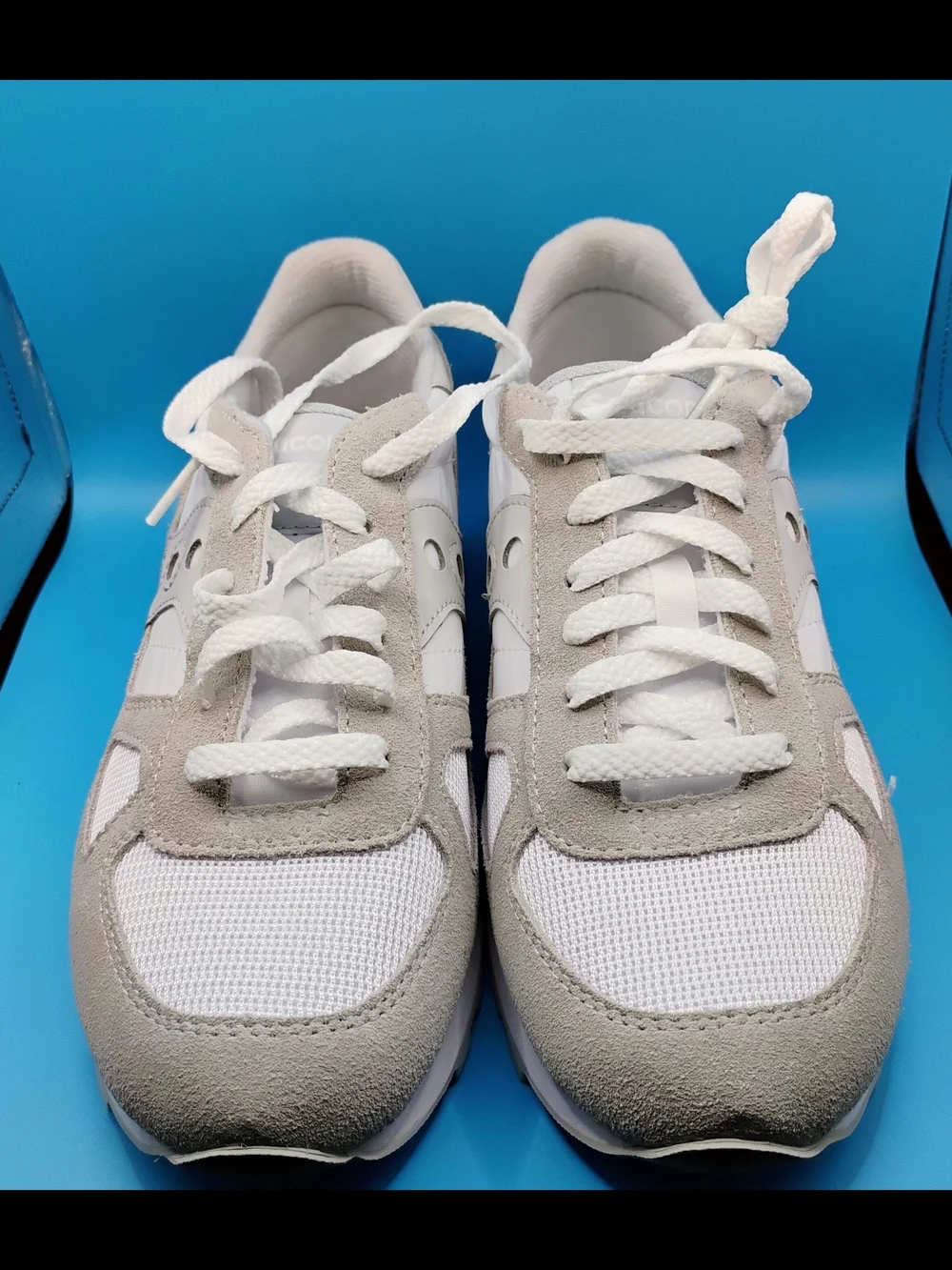 Saucony Men's Shadow Gray and White Retro Runner Sneakers